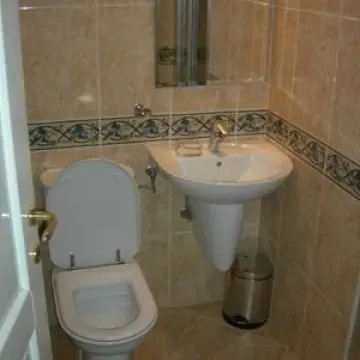 Izdavanje, četvorosoban stan, 110m², Stari Grad, Beograd - image 16