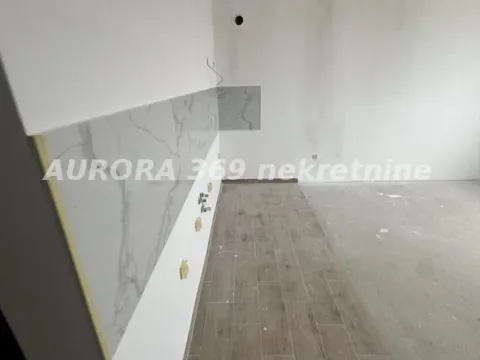 Prodaja, garsonjera, 30m², Mišeluk, Petrovaradin - image 3