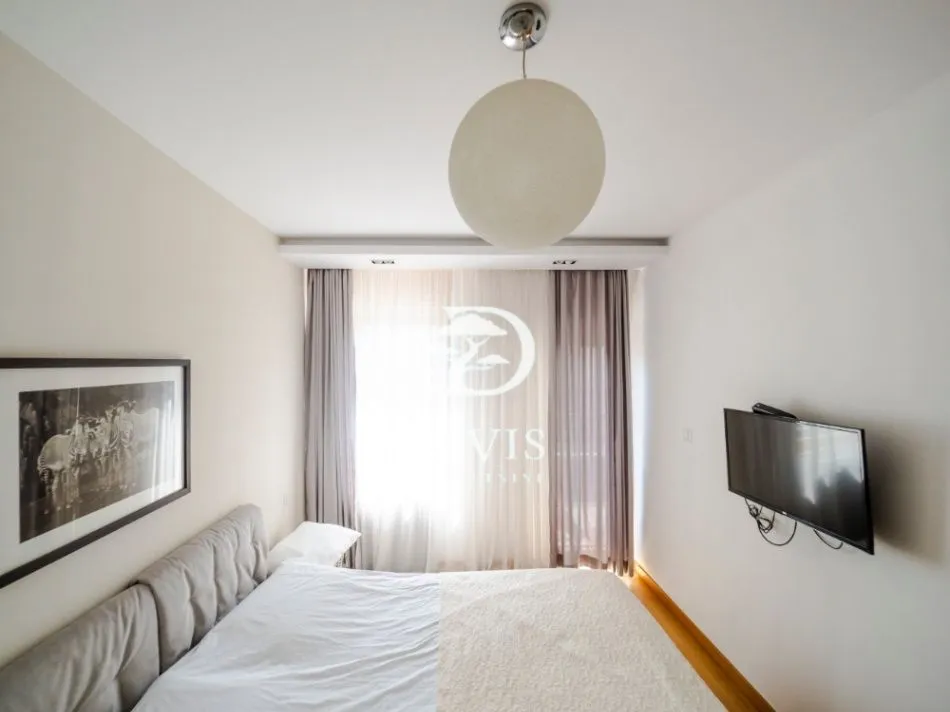 Prodaja, trosoban stan, 76m², Vračar Hram, Vračar Sve Podlokacije