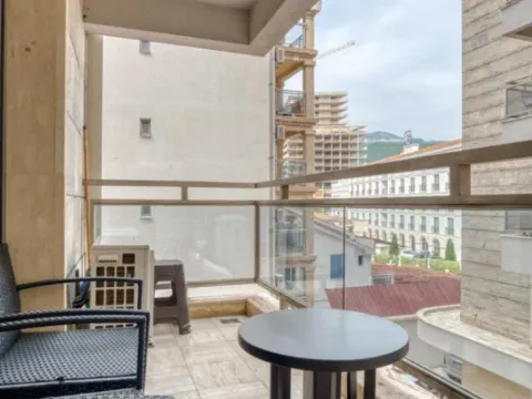 Izdavanje, jednosoban stan, 40m², Budva, Crna Gora - image 7