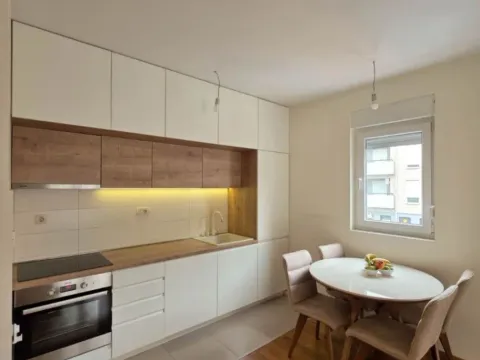 Izdavanje, dvosoban stan, 60m², Zabjelo, Podgorica - image 2