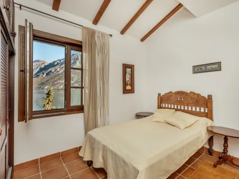 Prodaja, dvosoban stan, 92m², Kostanjica, Kotor - image 21