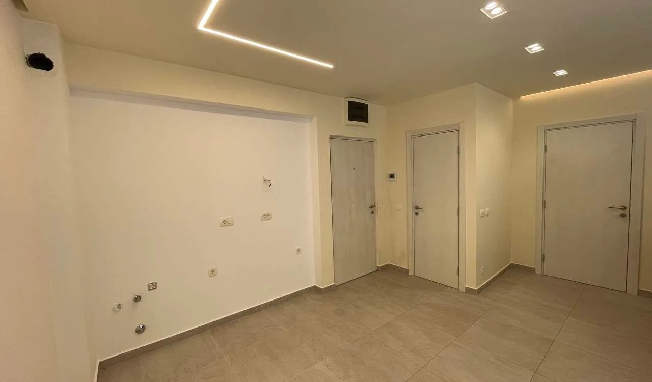 Sale, one bedroom apartment, 52m², Škaljari, Kotor