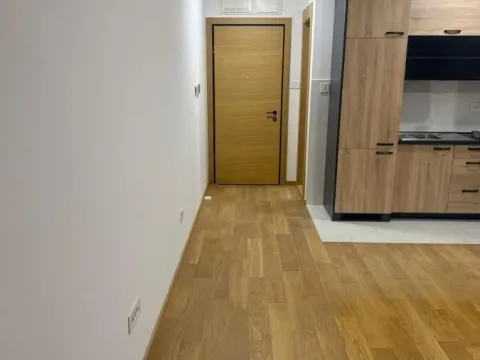 Izdavanje, garsonjera, 31m², Sajmište, Novi Sad - image 3