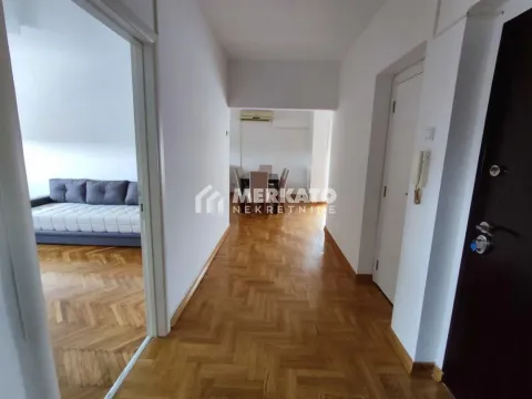 Izdavanje, trosoban stan, 63m², Centar, Zrenjanin - image 9