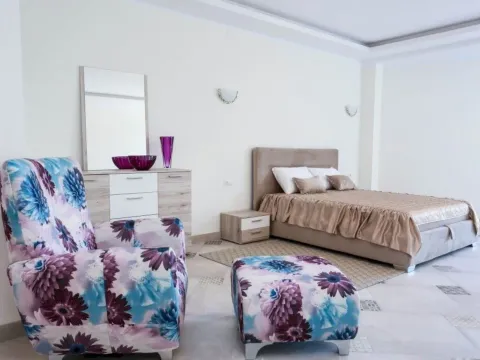 Sale, house, 517m², Kotor, Crna Gora - image 30