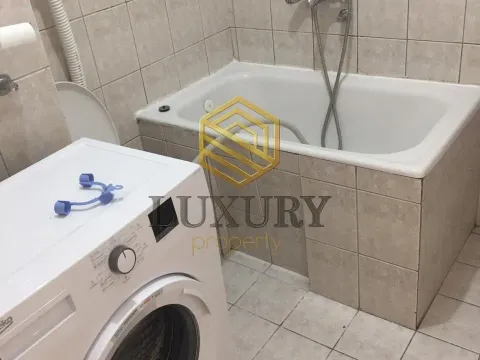 Izdavanje, dvosoban stan, 62m², Momišići, Podgorica - image 6
