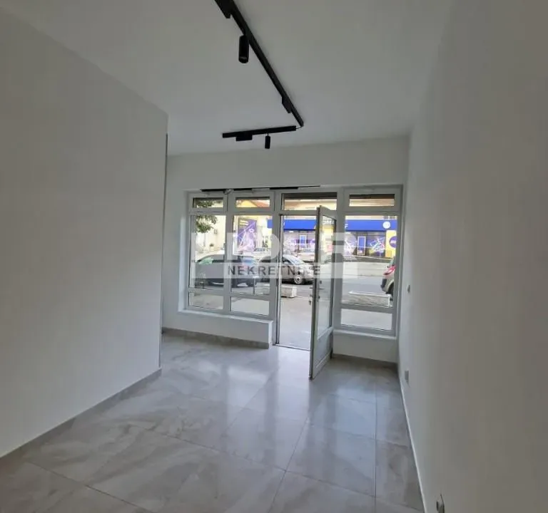 Rent, office space, 20m², Žarkovo, Beograd