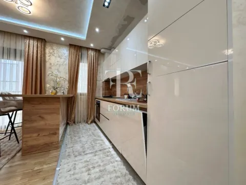 Izdavanje, dvosoban stan, 85m², Stara Varoš, Podgorica - image 2