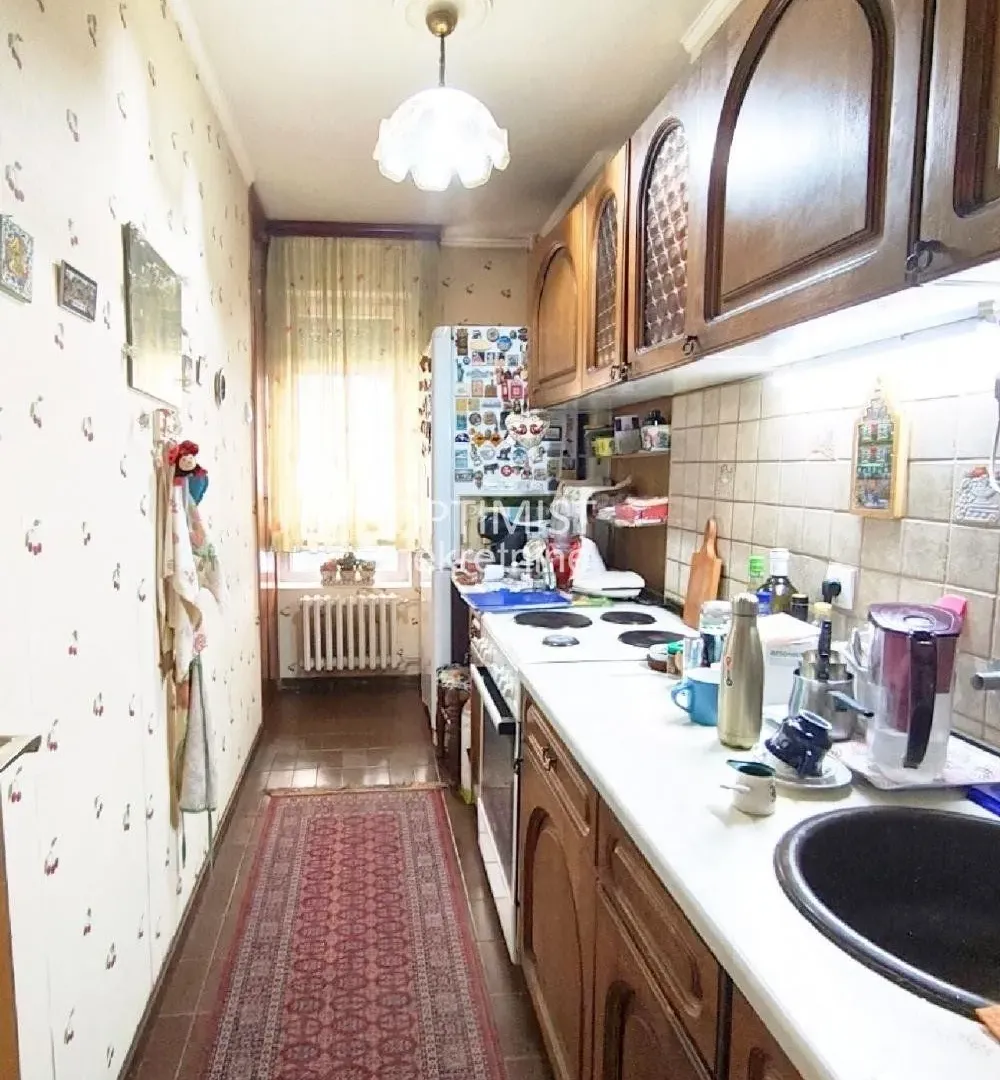 Prodaja, dvosoban stan, 73m², Vračar Sve Podlokacije, Beograd