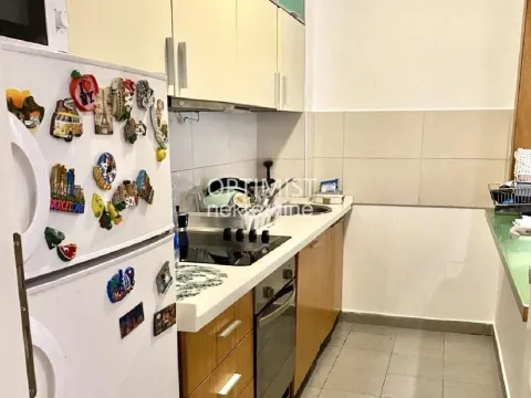 Izdavanje, dvosoban stan, 60m², Stari Grad, Beograd - image 4