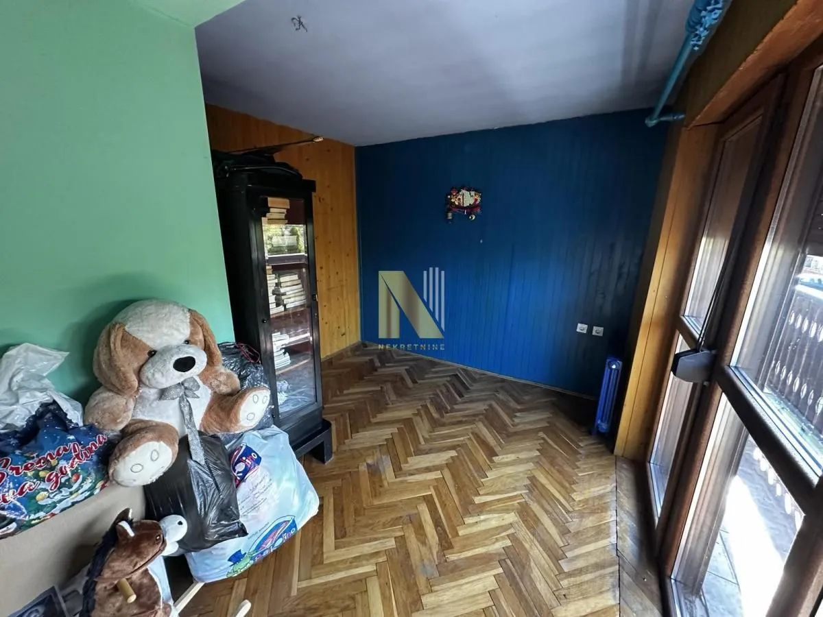 Prodaja, kuća, 300m², Veternik, Novi Sad Sve Podlokacije