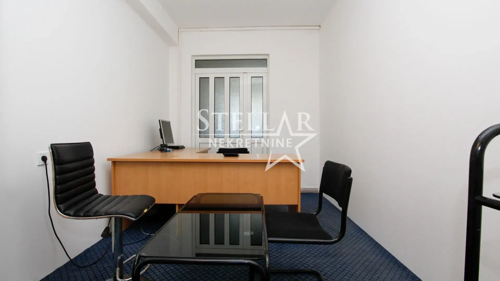 Rent, office space, 110m², Stari Aerodrom, Podgorica