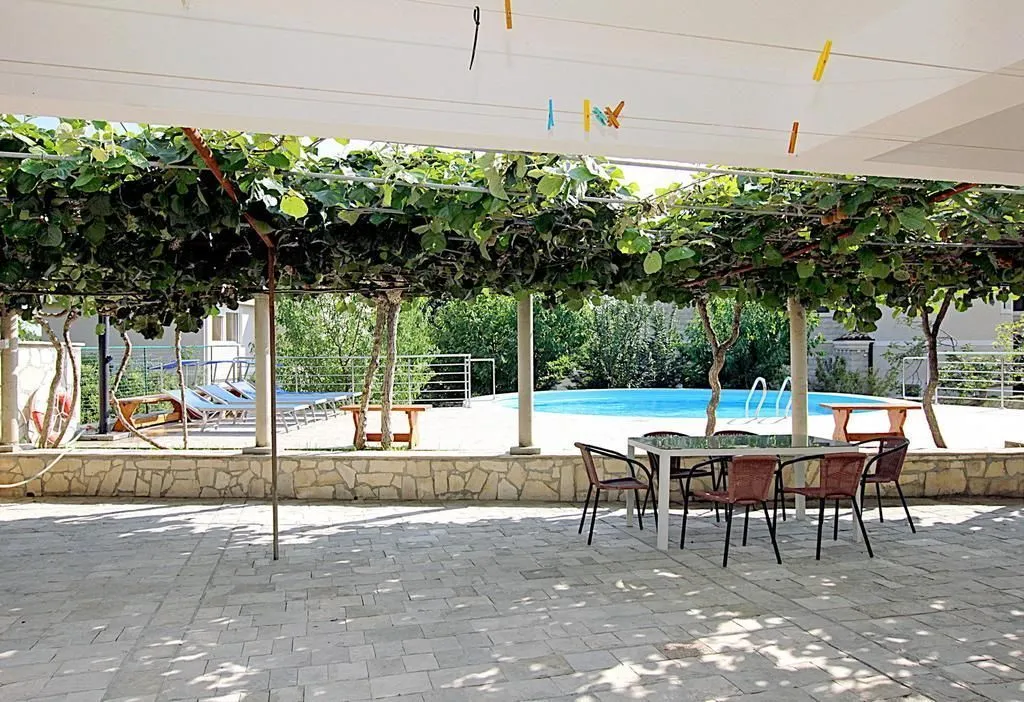 Rent, house, 170m², Reževići, Budva