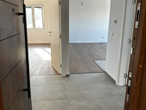 Sale, two bedroom apartment, 59m², Centar, Ub - image 4