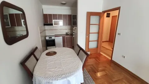 Izdavanje, jednosoban stan, 50m², Preko Morače, Podgorica - image 8