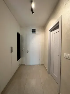 Rent, one bedroom apartment, 55m², Bečići, Budva - image 17