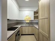 Izdavanje, četvorosoban stan, 130m², Master Kvart, Podgorica - image 3