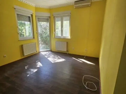 Prodaja, četvorosoban stan, 84m², Telep, Novi Sad Sve Podlokacije