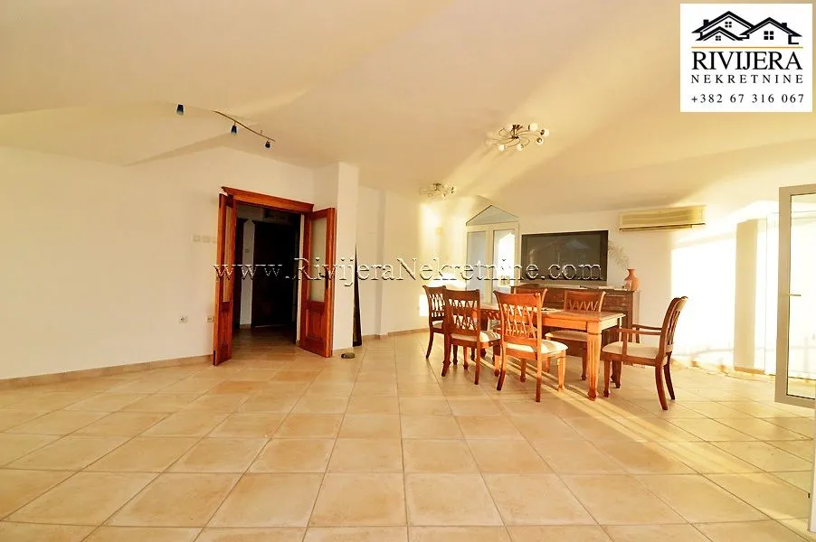 Prodaja, trosoban stan, 128m², Topla, Herceg Novi