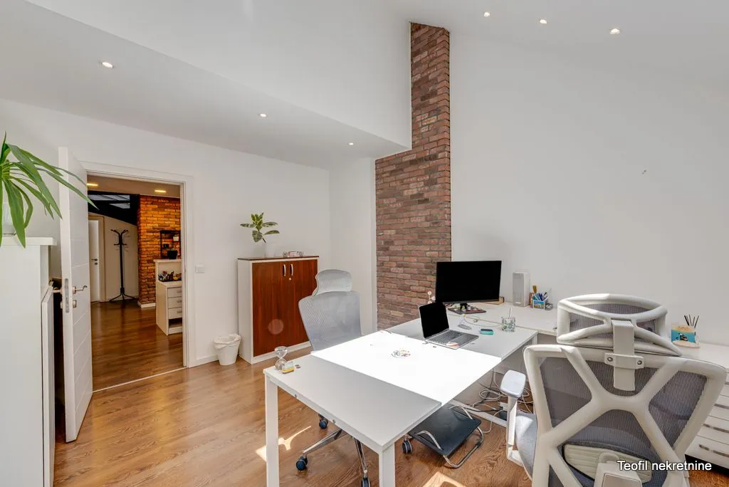 Rent, office space, 230m², Stari Grad, Beograd