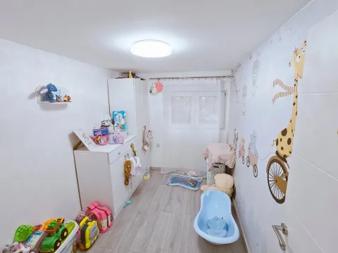 Sale, house, 61m², Zemun Sve Podlokacije, Beograd - image 12