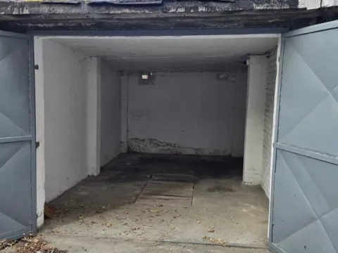 Prodaja, trosoban stan, 78m², Sajmište, Novi Sad - image 9