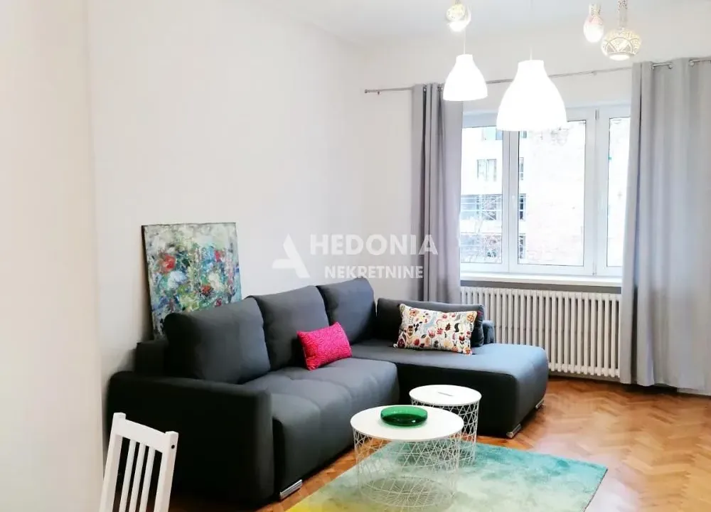 Rent, two bedroom apartment, 52m², Stari Grad, Beograd