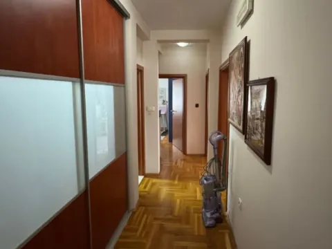 Prodaja, trosoban stan, 109m², Momišići, Podgorica - image 5
