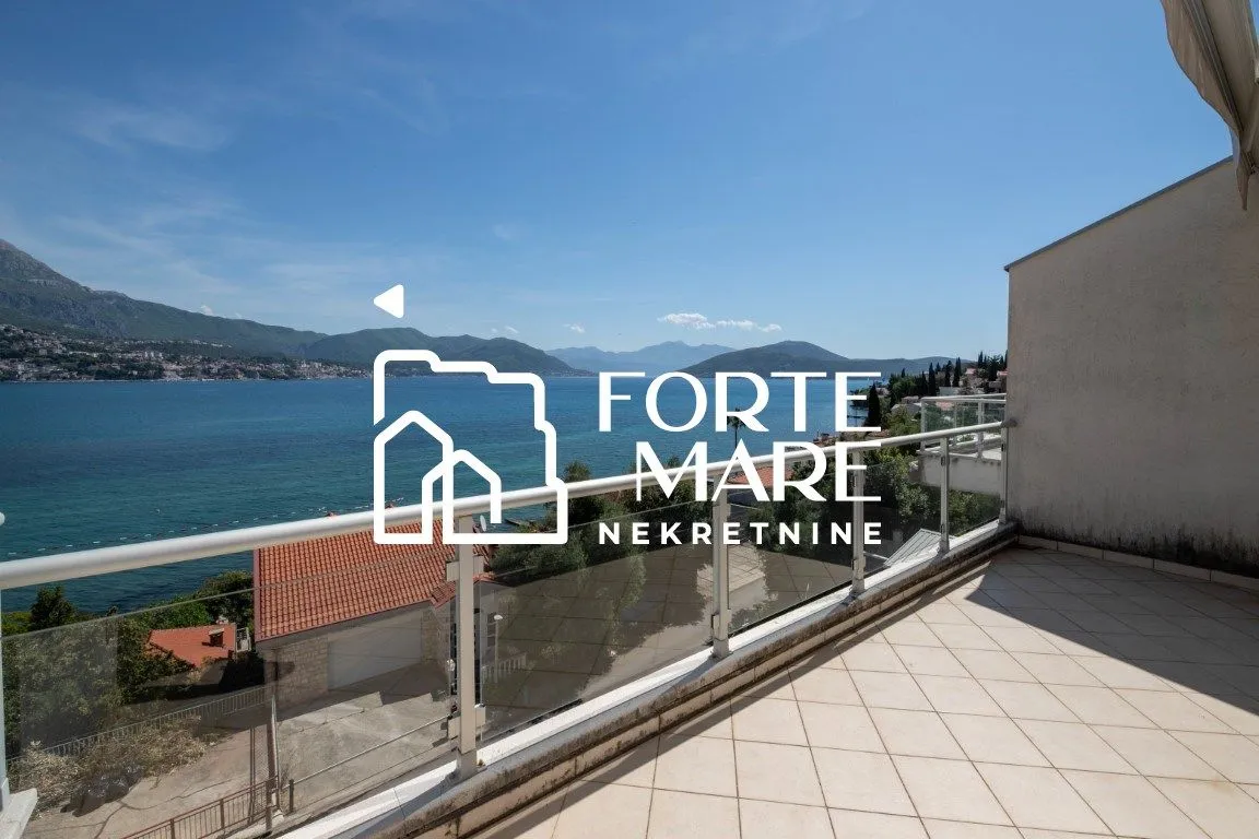 Prodaja, trosoban stan, 118m², Njivice, Herceg Novi