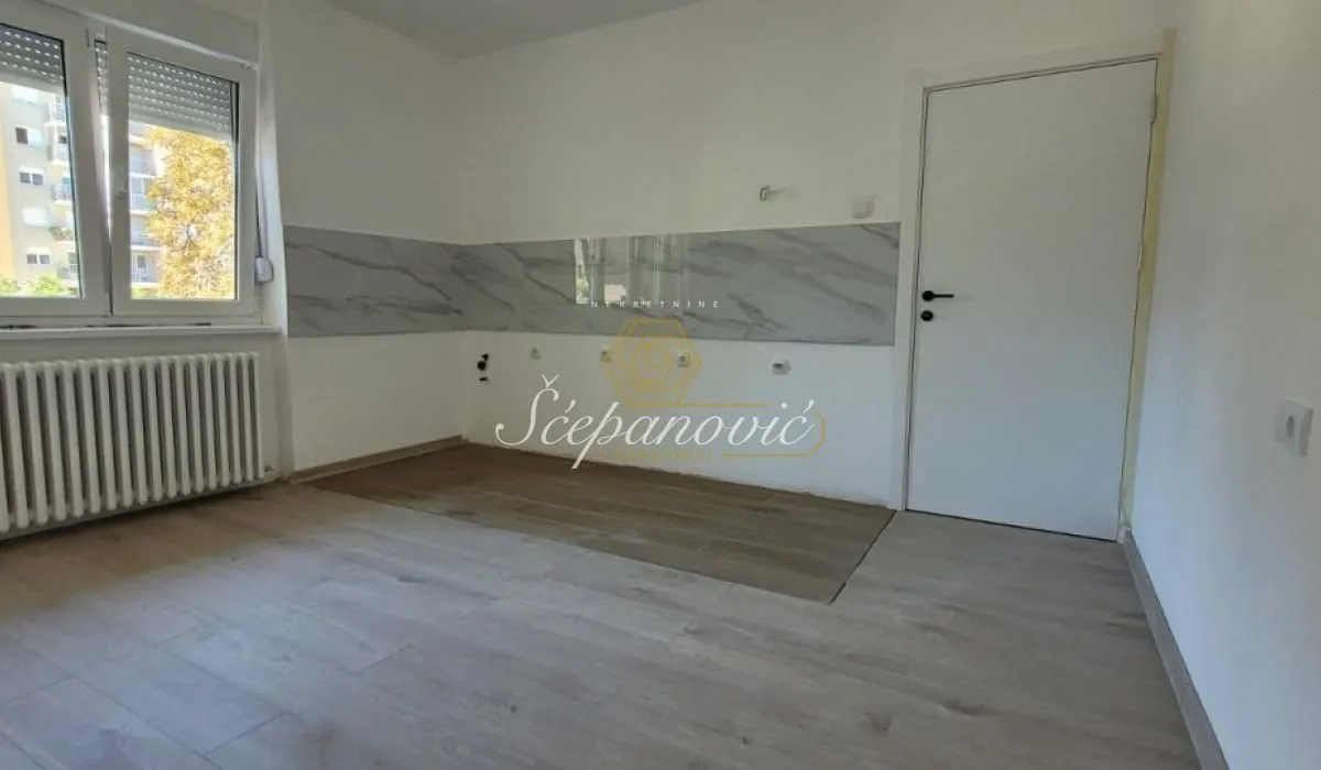 Prodaja, stan, 52m², Grbavica, Novi Sad Sve Podlokacije