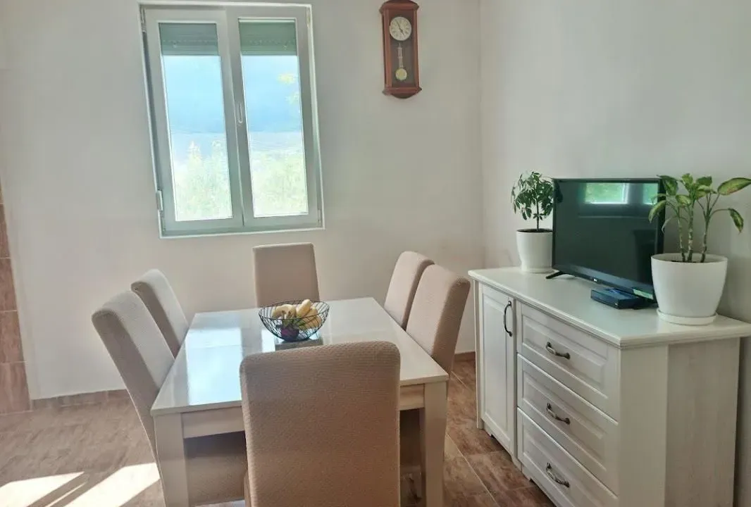 Sale, house, 67m², Bar, Crna Gora