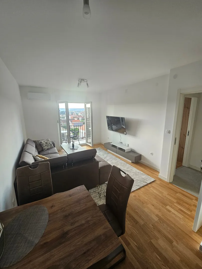 Rent, one bedroom apartment, 42m², Stari Aerodrom, Podgorica