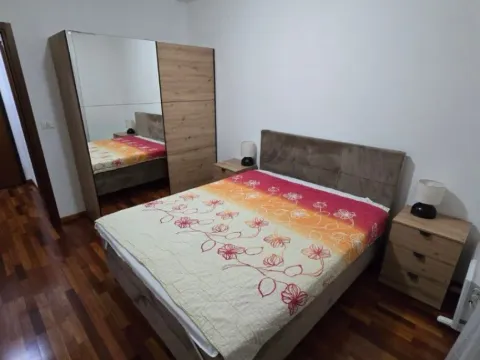 Izdavanje, jednosoban stan, 53m², City Kvart, Podgorica - image 2