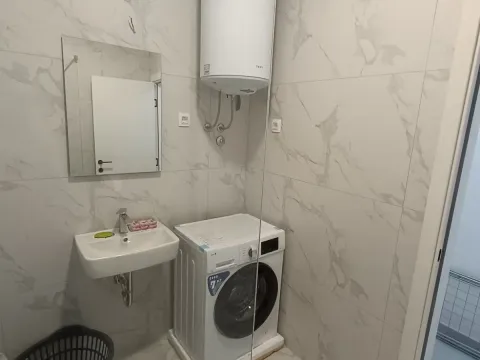 Rent, one bedroom apartment, 50m², Stari Aerodrom, Podgorica - image 7