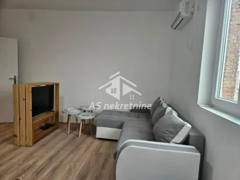 Rent, two bedroom apartment, 47m², Đeram Pijaca, Beograd - image 4