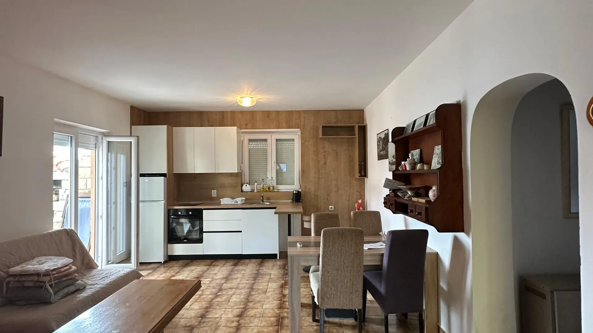 Prodaja, kuća, 180m², Krašići, Tivat