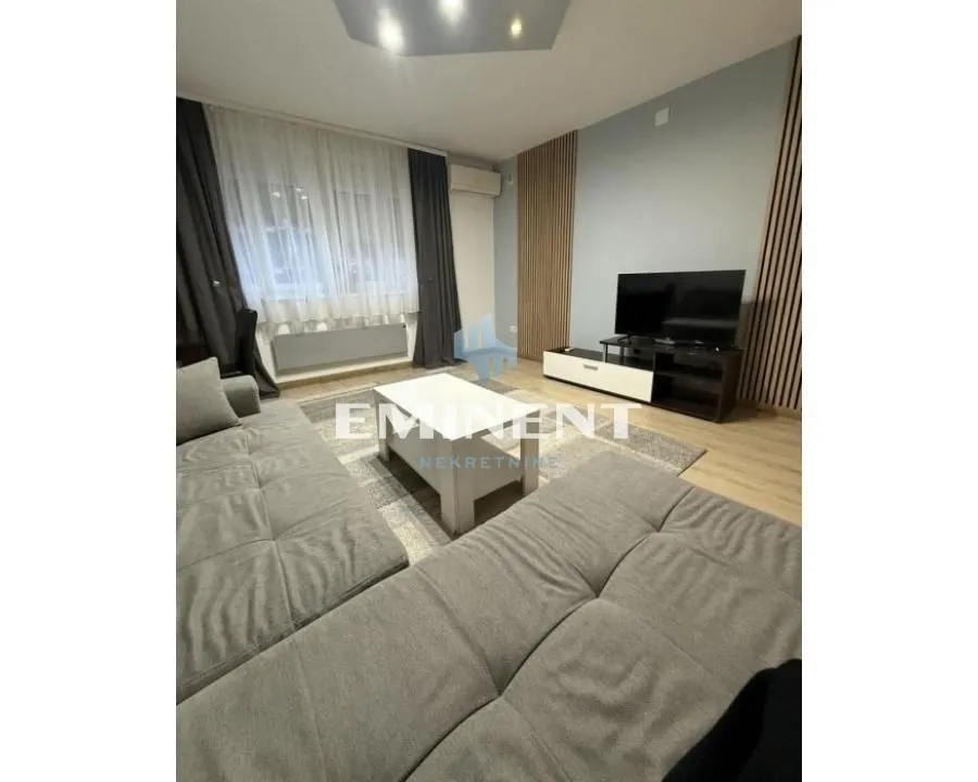 Izdavanje, stan, 34m², Stari Grad, Beograd