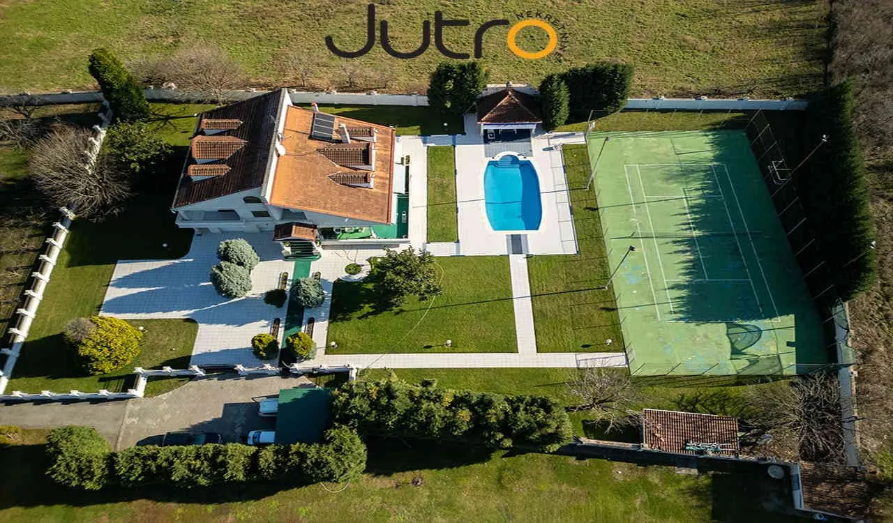 Rent, house, 930m², Tološi, Podgorica