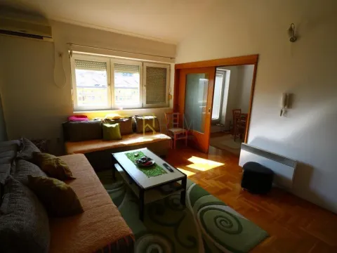 Prodaja, dvosoban stan, 92m², Stari Aerodrom, Podgorica - image 2