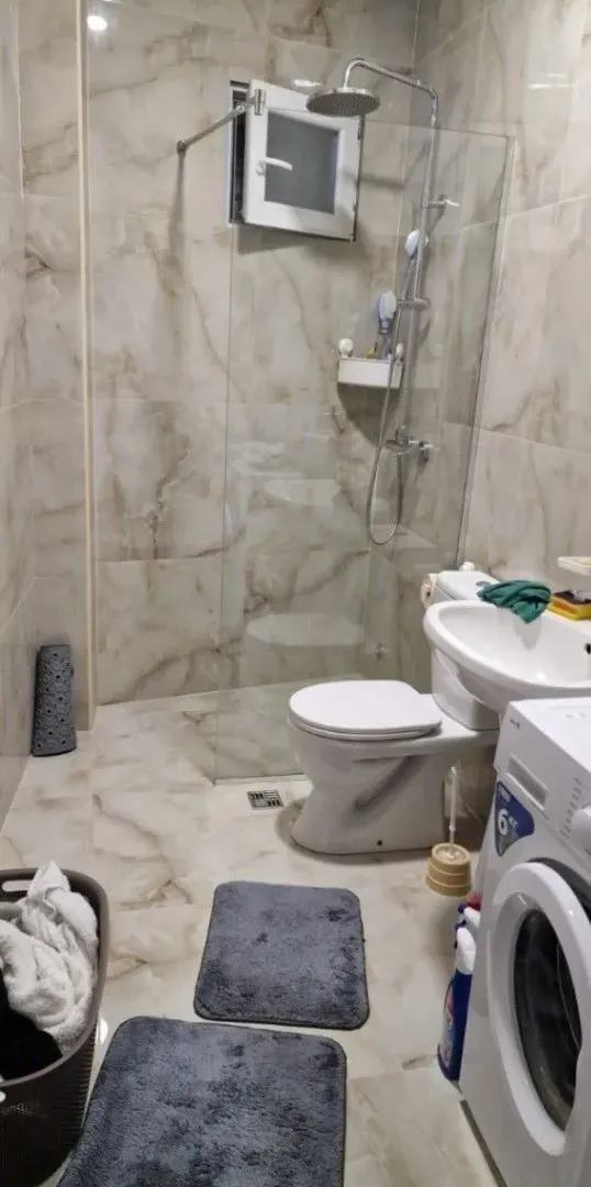 Izdavanje, jednosoban stan, 45m², Konik, Podgorica