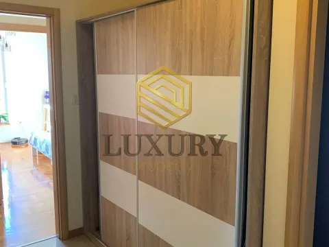 Izdavanje, trosoban stan, 103m², Pobrežje, Podgorica - image 3