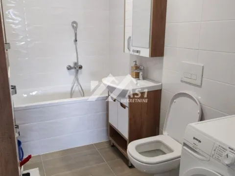 Izdavanje, trosoban stan, 57m², Podbara, Novi Sad Sve Podlokacije - image 9