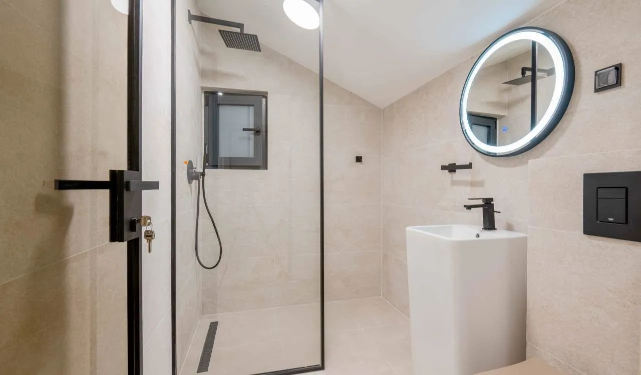 Sale, house, 240m², Kamenovo, Budva