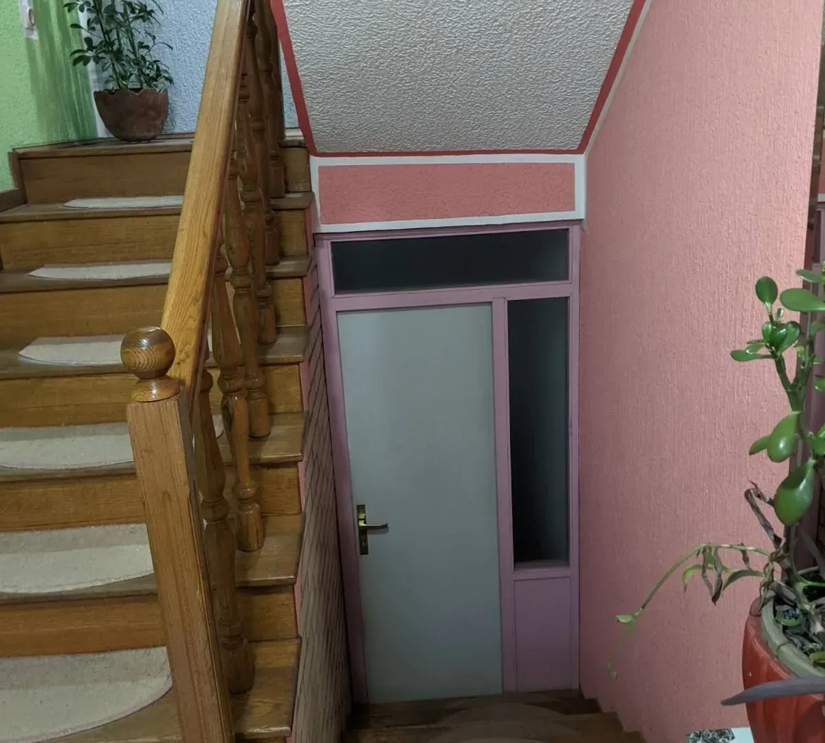 Prodaja, kuća, 274m², Tavrića obori, Jagodina