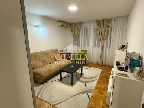 Sale, three bedroom apartment, 71m², Autokomanda, Voždovac Sve Podlokacije - image 2