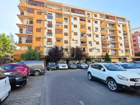 Prodaja, jednosoban stan, 39m², Stari Aerodrom, Podgorica - image 14