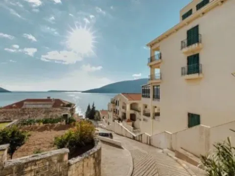 Stan-na-dan, trosoban stan, 105m², Herceg Novi, Crna Gora - image 12