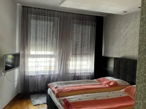 Izdavanje, dvosoban stan, 60m², Novi Beograd Blok 67, Novi Beograd Sve Podlokacije - image 4