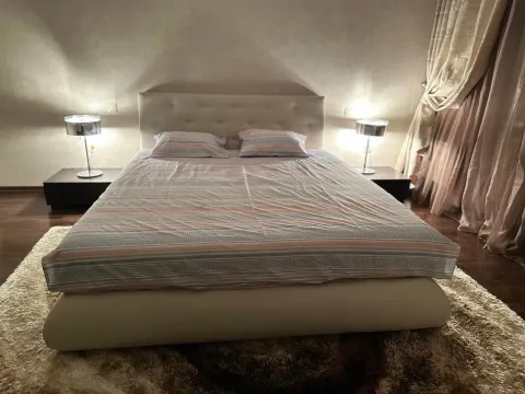 Izdavanje, kuća, 176m², Lastva Grbaljska, Kotor - image 10